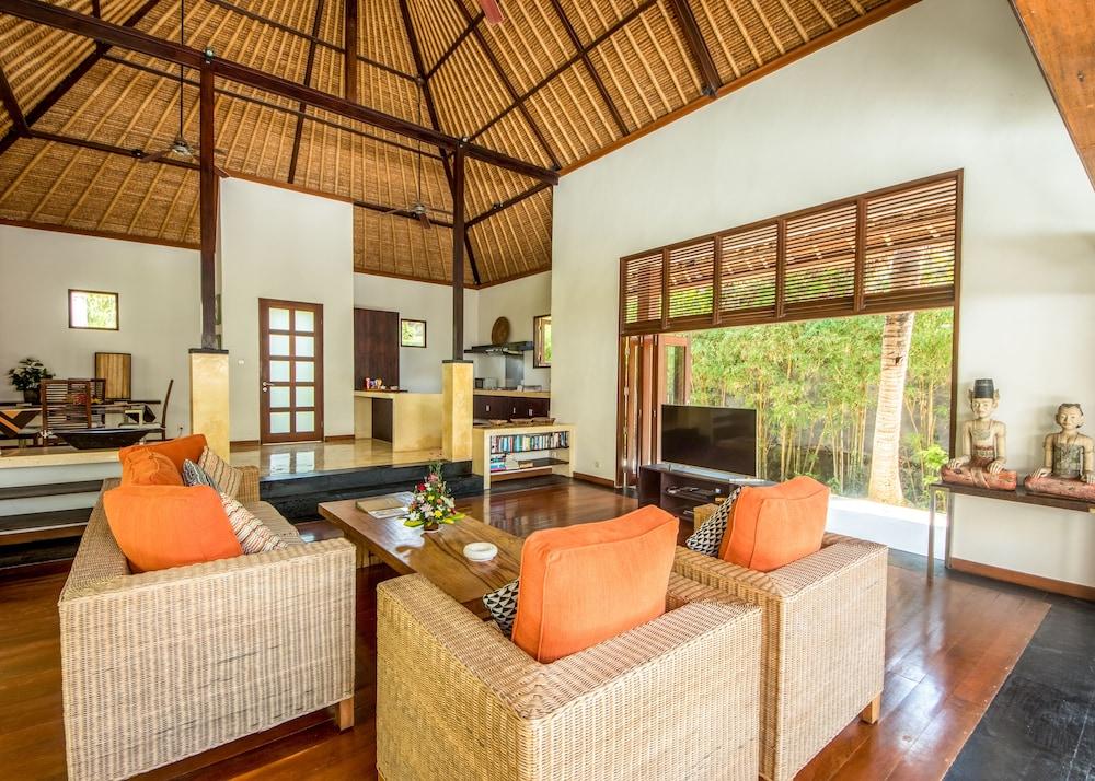 Villa Sasoon 1, 100 Mt To Beach Кандидаса Экстерьер фото
